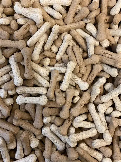Bone shaped dog treats, chicken and beef flavour