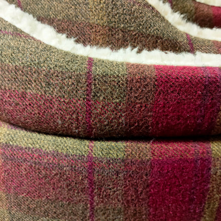 The Eden Collection Round Bed - Red Check Plaid